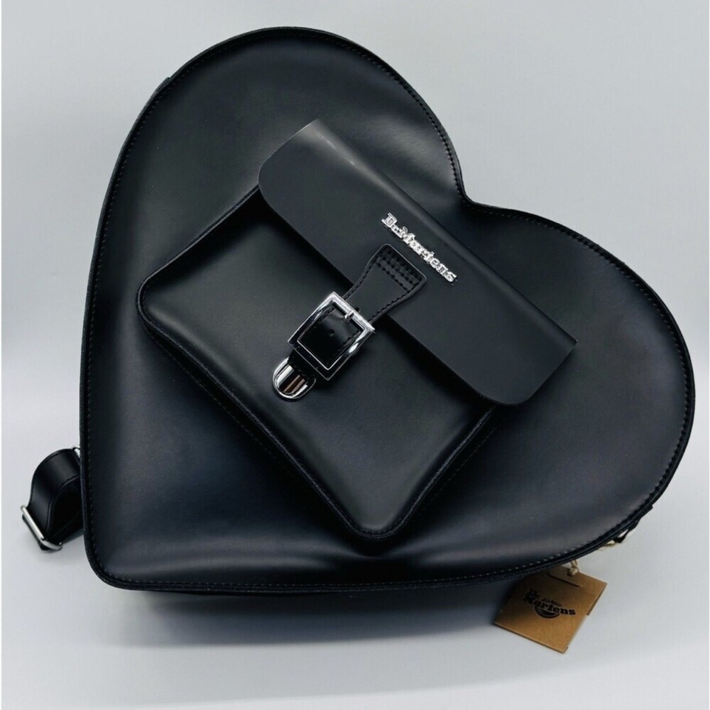 🖤Doc marten heart purse 🖤